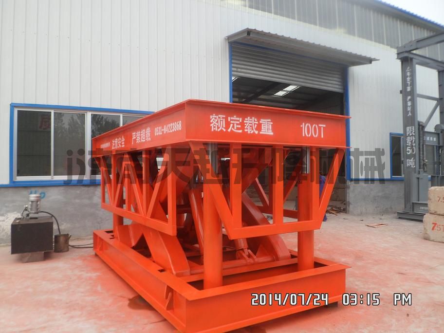 100吨升降机