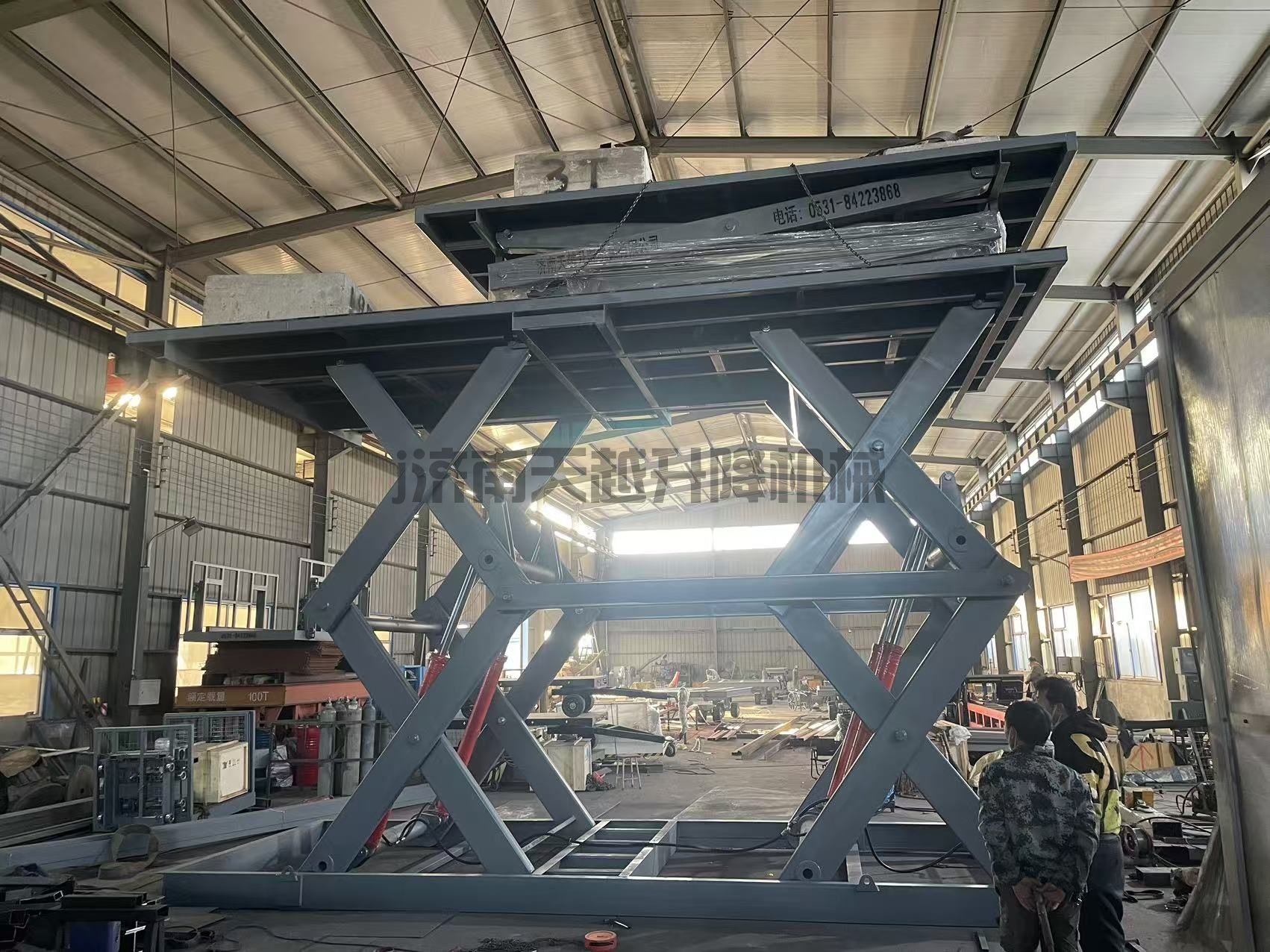 大吨位双跨式升降平台定做