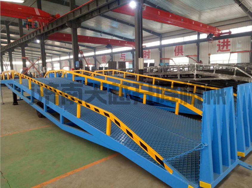 移动式登车桥 移动式登车桥