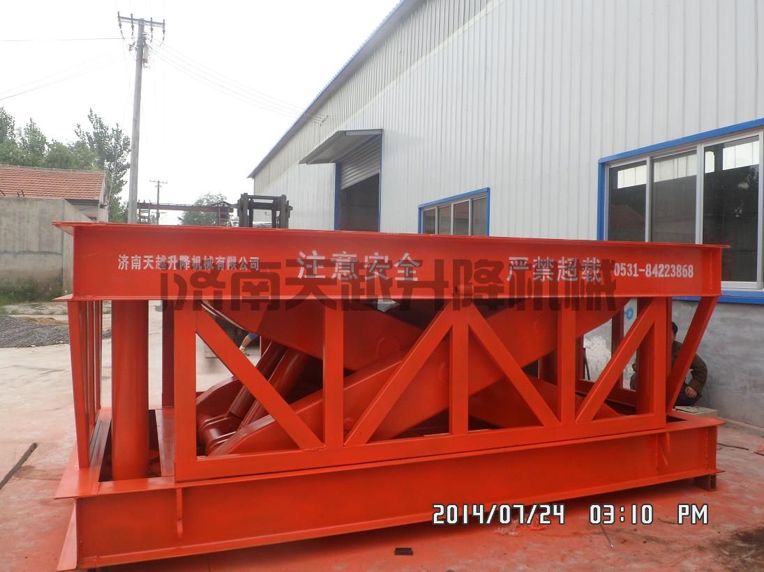 载重100吨升降平台