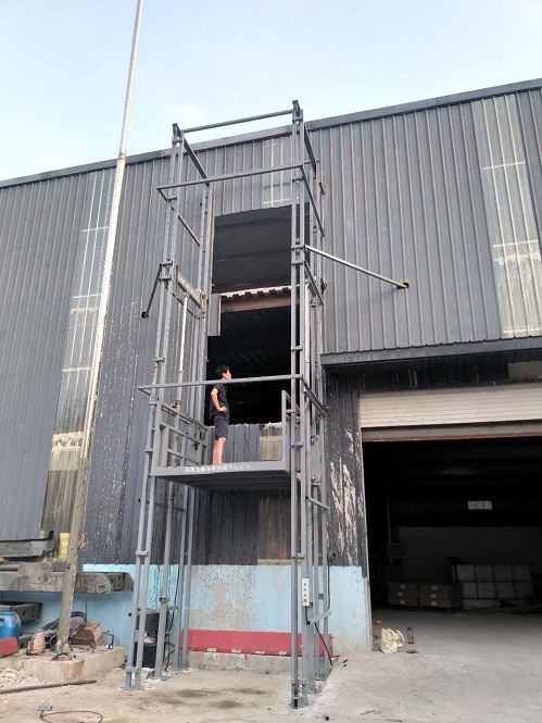 室外货梯升降机 室外货梯图片