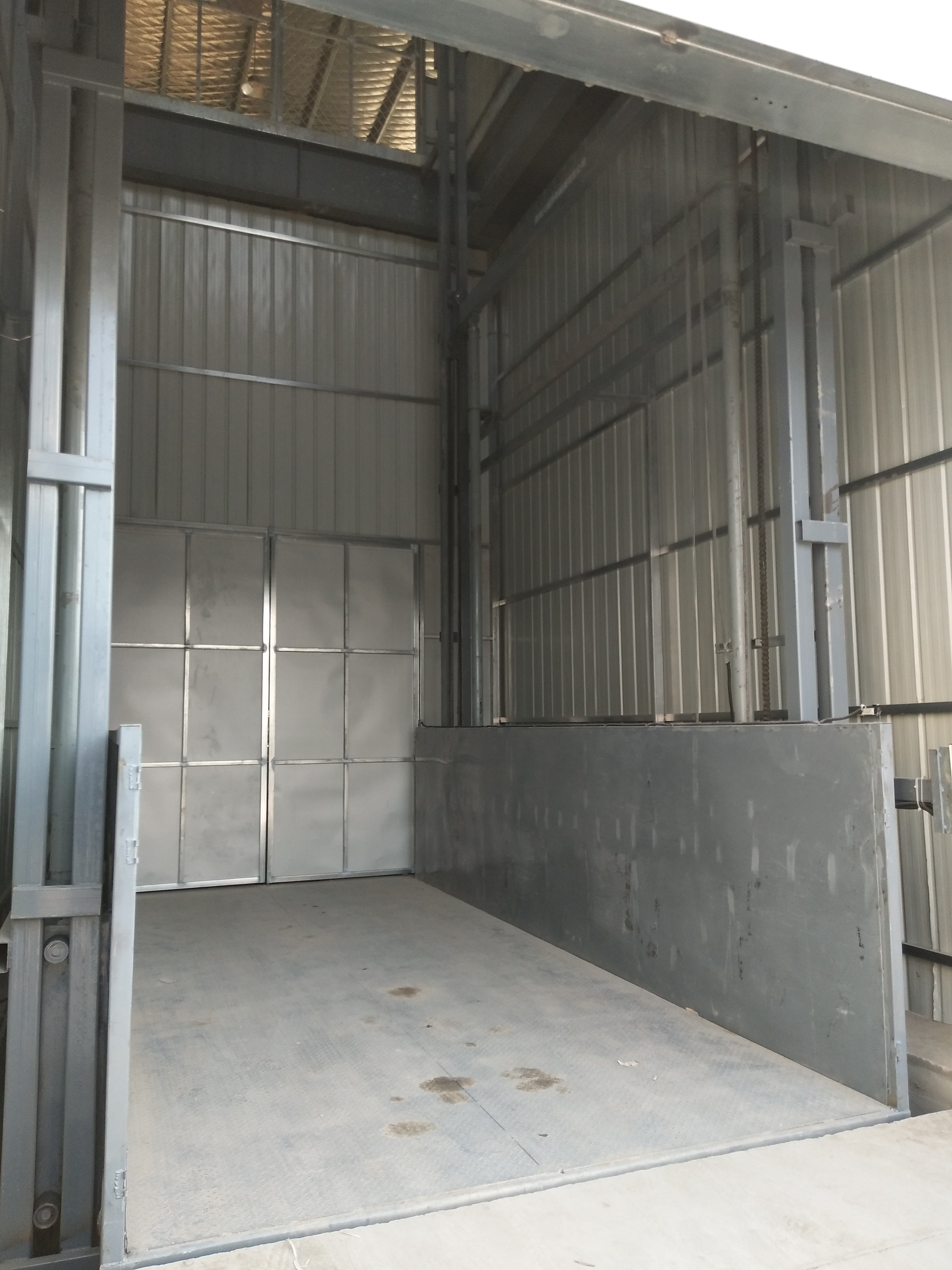 防爆货梯使用图 防爆货梯图片