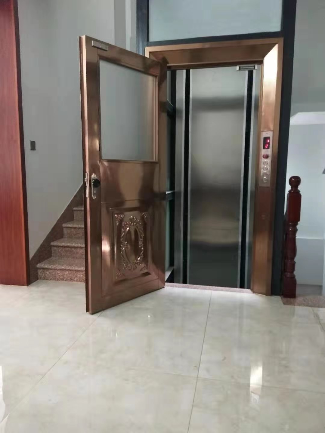 小型家用电梯图片 小型电梯